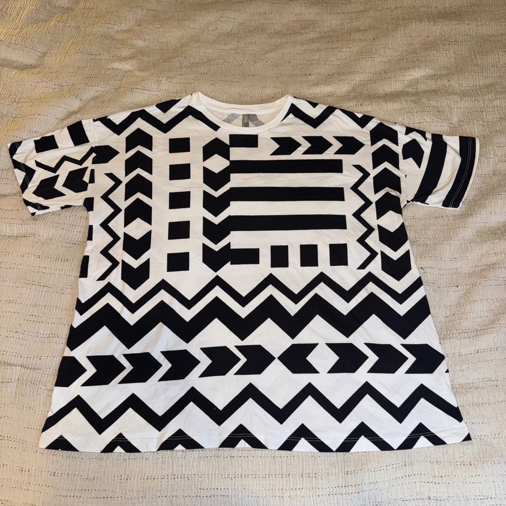ASOS Womens Oversized Geometric Print T-Shirt Black White Chevron Size US 10